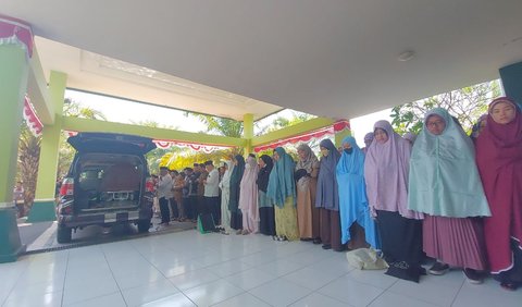 Tamzil juga meminta maaf jika korban memiliki kesalahan selama hidupnya. 