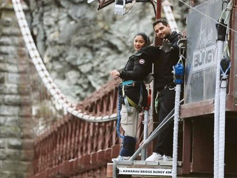 10 Momen Menegangkan Naysilla Mirdad 'Bungee Jumping' Terjun dari Atas Jembatan di Selandia Baru, Netizen: Gila Pemberani Banget!