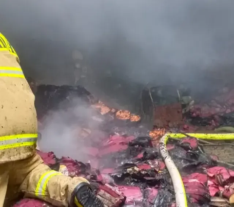 Kronologi Gudang Ekspedisi di Jakarta Barat Terbakar, Enam Orang Jadi Korban