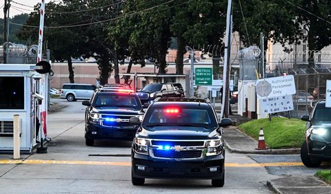 Trump Langsung Dibebaskan dengan Jaminan