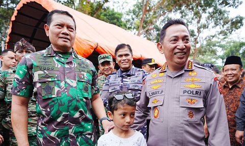 Potret Dua Jenderal Kompak Datangi Bakti Kesehatan 34 Tahun Pengabdian di Tasikmalaya