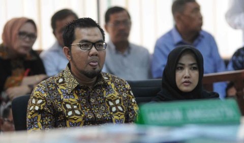 Budi Antoni Aljufri, nomor urut 9 dari NasDem, dapil Sulawesi Selatan II.