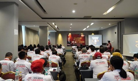 Pelantikan 100 orang Tim Pantau Lacak dan Menangkan Ganjar diselenggarakan oleh Sahabat Ganjar di Hotel Neo, Kota Jakarta Selatan, DKI Jakarta, pada Sabtu (26/8).