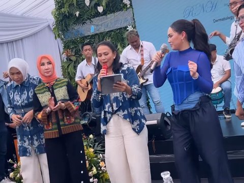 Nagita Slavina Pose Bareng Istri Kapolri, Sama-sama Cantik dan Elegan