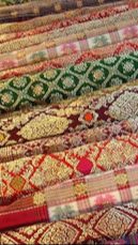 Hanya Diwariskan ke Satu Garis Keturunan, Ini Fakta Songket Pandai Sikek dari Sumatra Barat