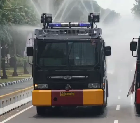 Ini Bukti Ilmiah Penyemprotan Air di Jalan untuk Tekan Polusi Udara Jakarta