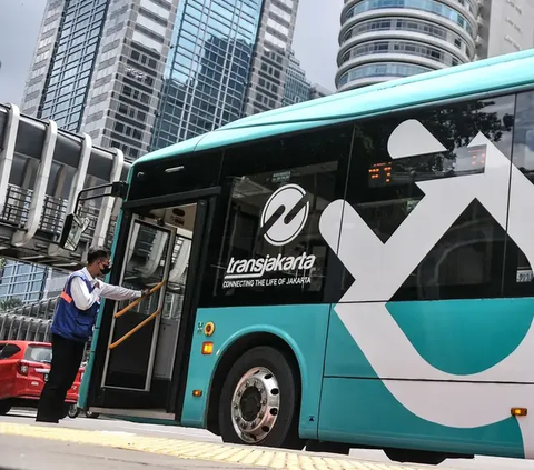 Heru Budi Targetkan 100 Bus Listrik 'Ngaspal' di Jakarta pada Oktober 2023