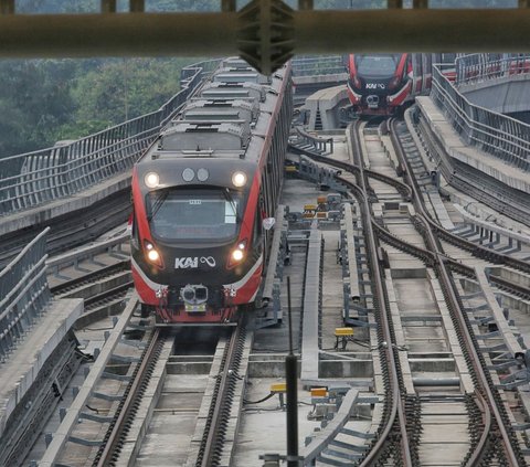 Setelah melalui uji coba operasional terbatas LRT Jabodebek di Jakarta, Minggu (27/08/2023). Light Rail Transit (LRT) Jabodebek akan resmi beroperasi mulai hari Senin (28/8/2023).