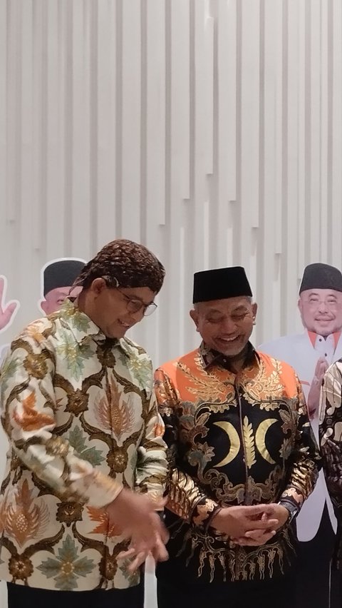 Seperti Jokowi, Anies Lempar Kuis Berhadiah Sepeda saat Pergelaran Wayang PKS