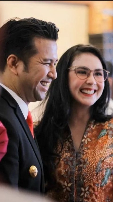 Kencan Tengah Malam Ala Wagub Ganteng dengan Istrinya yang Cantik, Makannya Mi Rebus sama Teh Manis