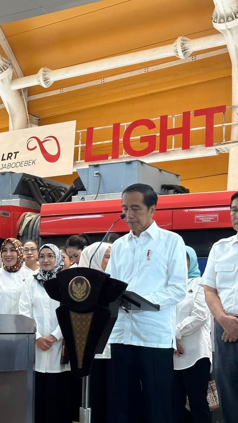 Jokowi Resmikan LRT Jabodebek, Tarif Promo Hanya Rp5.000