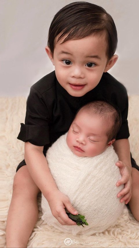 Potret-Potret Photoshoot Bayi Artis yang Bisa Bikin Kamu Gemes Banget!