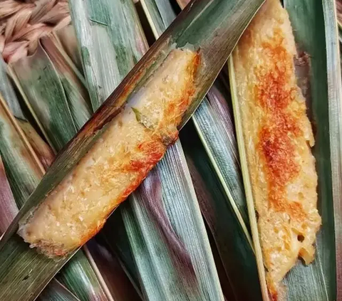 Mencicipi Lezatnya Otak-Otak Khas Kepulauan Riau, Dibungkus Pakai Daun Kelapa