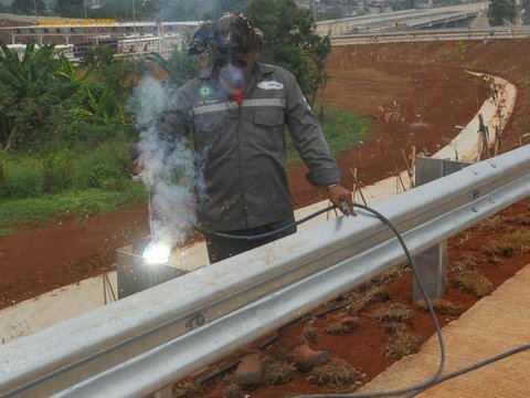 FOTO: Tol Cijago Seksi 3B Akan Pangkas Perjalanan Depok ke Bandara Soekarno Hatta 15 Menit, Simak Penampakannya yang Bakal Diresmikan Jokowi