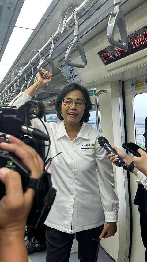 Cerita Sri Mulyani Naik LRT Jabodebek: Nyaman dan Aman, Depok ke Cawang Cuma 50 Menit