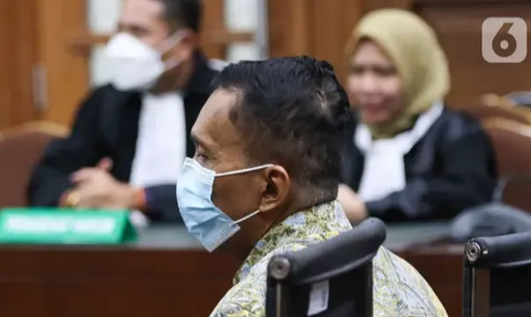 Eks Pejabat Pajak Angin Prayitno Aji Divonis 7 Tahun Penjara