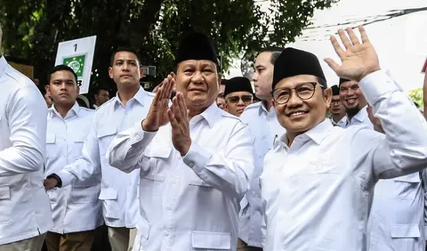 Ketua Umum Partai Kebangkita Bangsa (PKB) Muhaimin Iskandar alias Cak Imin mengaku baru mengetahui perubahan itu lantaran terlambat datang ke acara HUT ke-25 PAN. Nama baru itu juga belum pernah dibahas selama ini. 
