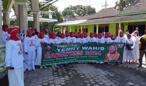 Disamping itu, dukungan datang dari Aliansi Nahdliyyin - Santri Nusantara.