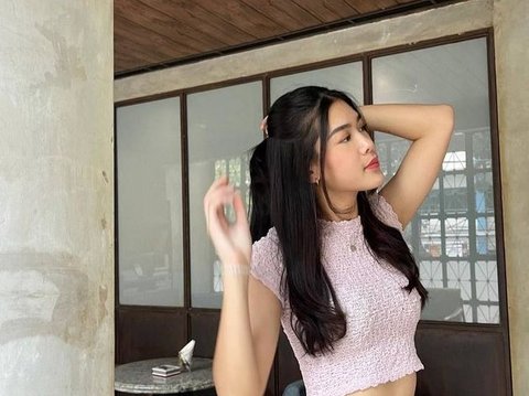 8 Foto Cantik Kayra Meindra, Putri Pasangan Mieke Amalia dan Tora Sudiro yang Kini Jadi Model