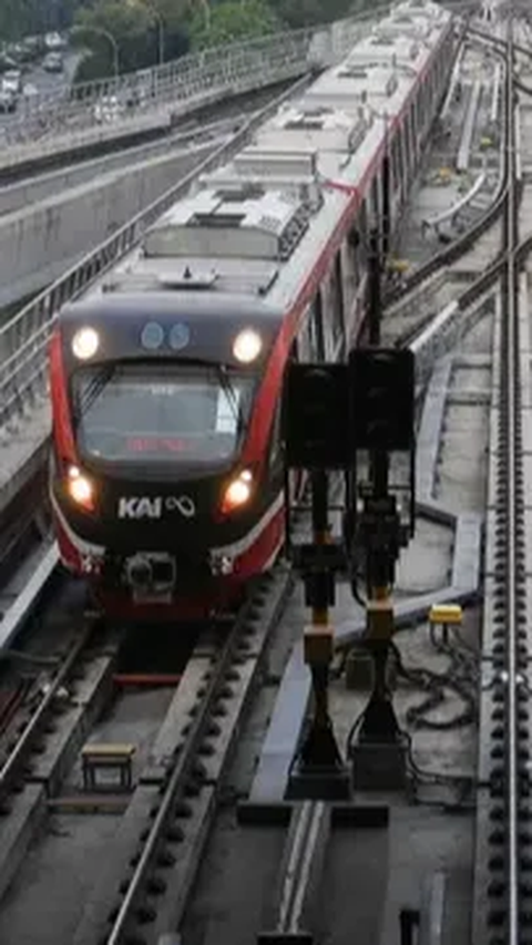 LRT Jabodebek Mulai Diserbu Pekerja