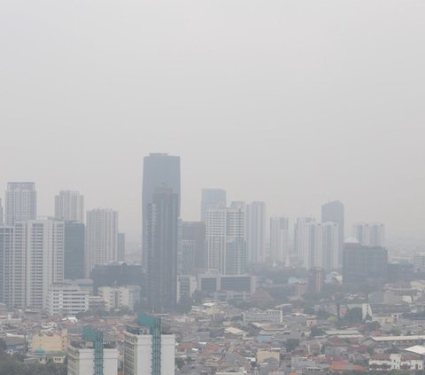 Air Pollution in Jabodetabek is Very Bad, Children are Asked to Wear Masks