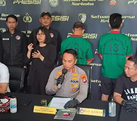 Pesulap Oge Arthemus atau Oge Setiawan (44) ditetapkan menjadi tersangka atas kasus narkoba. Oge diringkus polisi lantaran mengkonsumsi dan menanam narkoba jenis Ganja.