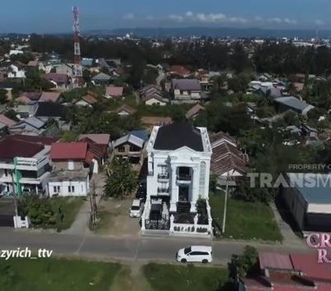 Dulu Tinggal di Kontrakan, Ini Sederet Potret Rumah Mewah nan Megah Milik Crazy Rich Aceh Yang Sawer Lesti Kejora Dengan Uang Segepok