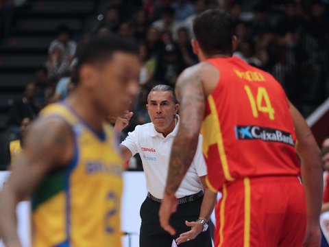 FOTO: Sengit, Spanyol Pimpin Klasemen Grup G Piala Dunia FIBA 2023 Usai Tekuk Brasil 96-78