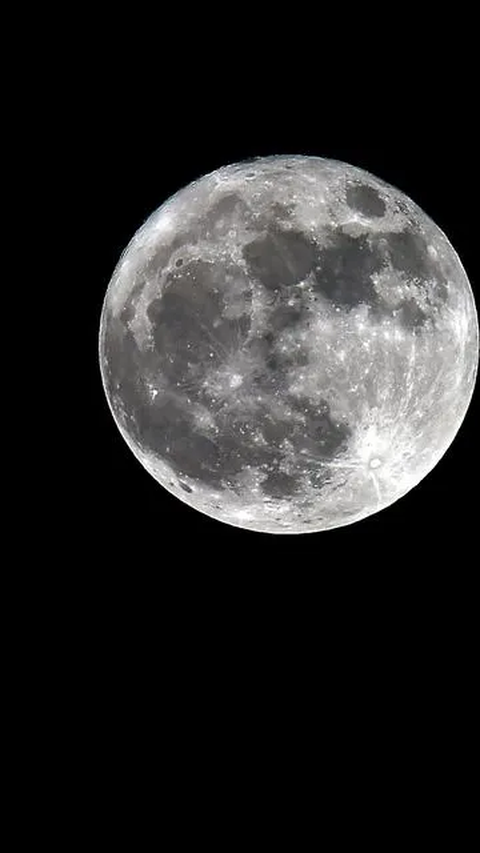 Namun, sebelum menyaksikan fenomena tersebut, Anda perlu mengetahui apa yang sebenarnya dimaksud dengan Super Blue Moon?