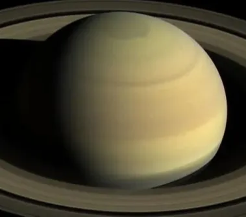 Menariknya, Blue Moon yang terakhir akhir Agustus 2023 ini juga akan diramaikan dengan kehadiran tamu spesial di langit, yakni Saturnus.