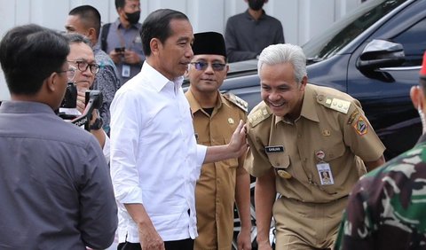 Menurutnya, seluruh spirit kerja Presiden Jokowi, akarnya berasal dari PDI Perjuangan. Persis yang selama ini para kader perjuangkan lakukan.