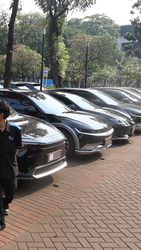 Sementara, BMW Group Indonesia meminjamkan BMW i7 xDrive Gran Lusso. Sedangkan PT Toyota Astra Motor memberi pinjam unit Toyota bZ4X dengan jumlah puluhan.