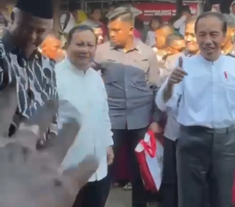 Ketika Jokowi Tunjuk-Tunjuk Ganjar di Depan Prabowo, Warga Teriak 'Presiden’