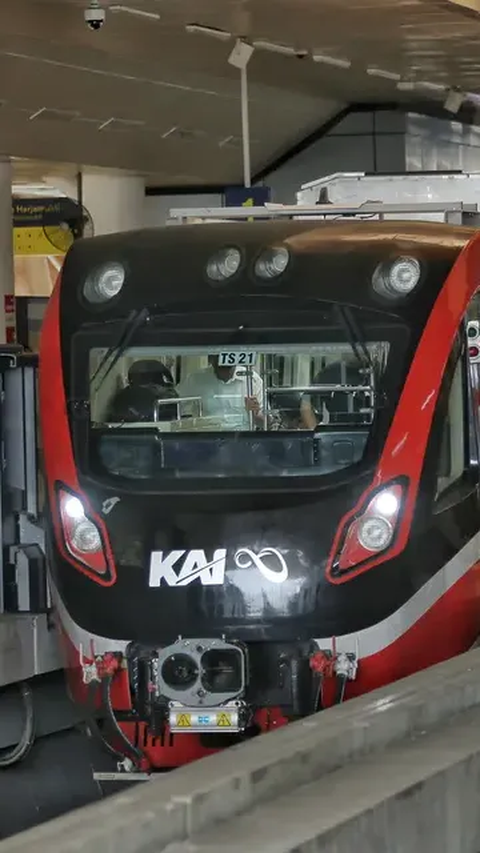 Kesan Menteri Jokowi saat Naik LRT Jabodebek, Semua Kompak Singgung Polusi Jakarta