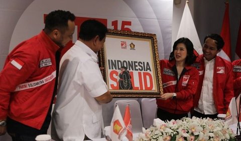 Prabowo menuturkan, pembahasan dengan PSI cukup hangat. Ia merasa pertemuan sore itu sangat mesra.