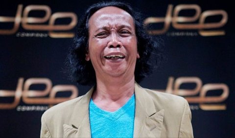 Menjelang acara, Mandra bahkan mengaku selalu diawasi selama hampir dua bulan.