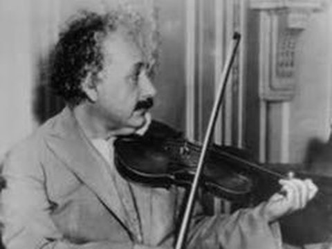 Berapa Harta Kekayaan Albert Einstein dari Teorinya yang Gegerkan Dunia?