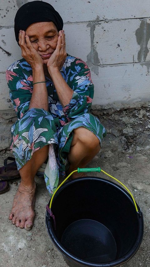 FOTO: Musim Kemarau, Warga Desa Weninggalih di Bogor Krisis Air Bersih