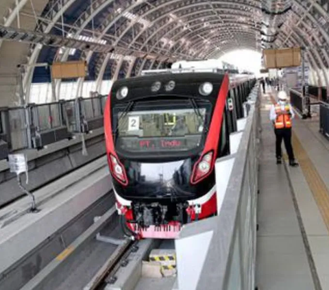 Tikungan LRT di Gatot Soebroto Disebut Salah Desain, Ini Penjelasan Menhub