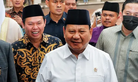 Elektabilitas Capres di Sumbar: Prabowo Tertinggi 42,8 Persen, Ganjar Tak Laku cuma 3,9 Persen