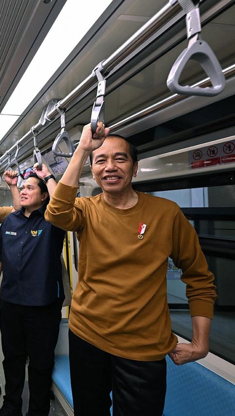 Presiden Jokowi berhadap,  LRT bisa dibangun terus hingga menjangkau ke kota-kota penyangga Jakarta seperti Bogor, Bekasi, Depok, hingga Tangerang.