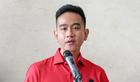 Gibran menyampaikan jika rapat konsolidasi dipimpin Ketua Umum PDI Perjuangan Megawati Soekarnoputri. Topik yang dibahas terkait pemenangan calon presiden (capres) 2024.