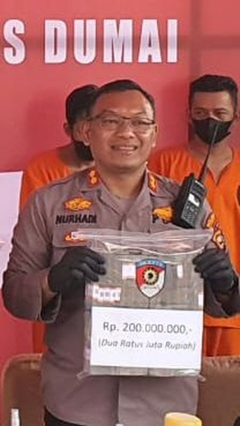 Wadir Lantas Polda Riau AKBP Nurhadi Ismanto membenarkan adanya kecelakaan itu. Pikap nahas dan rokok ilegal yang diangkutnya telah disita polisi.