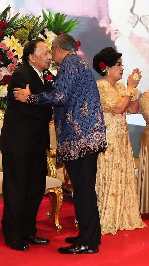 Istimewa Hari Ulang Tahun Pernikahan Ke-50 Pensiunan Jenderal TNI Sampai Dihadiri SBY