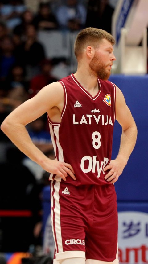 Wajah lesu pemain Latvia setelah ditekuk Kanada.