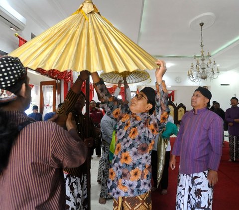 FOTO: Melihat Lebih Dekat Tradisi Jamasan Pusaka Jelang Hari Jadi Kabupaten Trenggalek