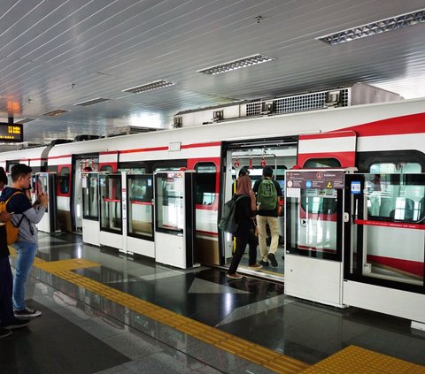 Just Inaugurated, LRT Experiences Disruption