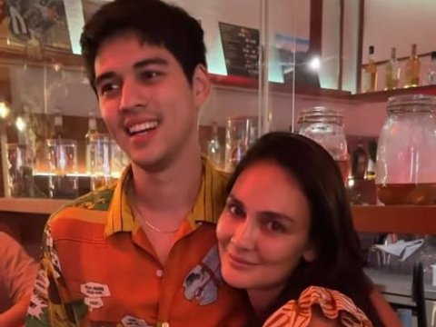 Ikut Makan Malam Bareng Keluarga dan Sahabat Luna Maya, Maxime Bouttier Duduk di Sebelah Kakak dan Ibu sang Kekasih jadi Sorotan