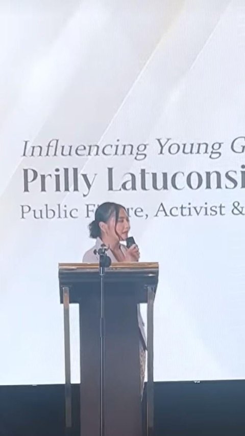 Selain cantik dan pintar, Prilly juga memiliki sifat rendah hati. Hal tersebut terlihat pada saat memberikan semangat kepada perempuan lain dalam pidatonya.<br>