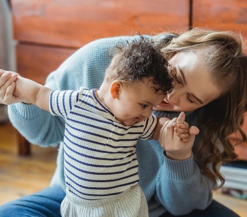 Prayer for Children to Walk Quickly, Here's How to Train Them that Parents Need to Understand